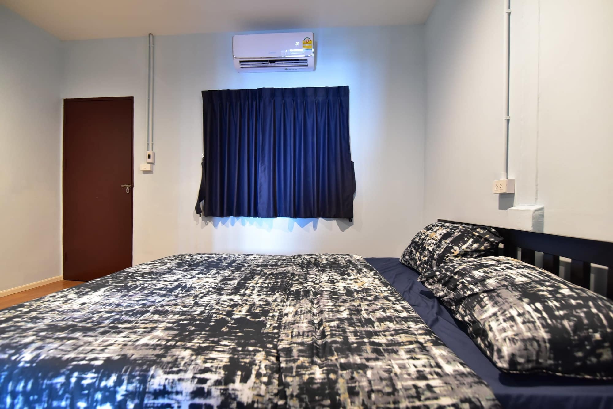 Wj Hostel بانكوك المظهر الخارجي الصورة